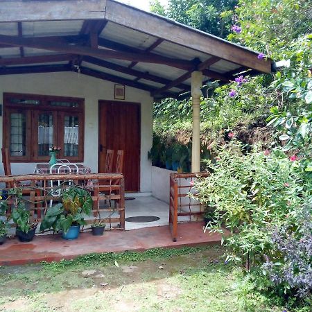 Ella J Villa Exterior photo